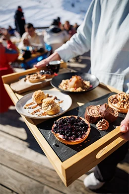 Decouvrir-Restaurant-Plateau-Dessert-Folie-Douce-390x260